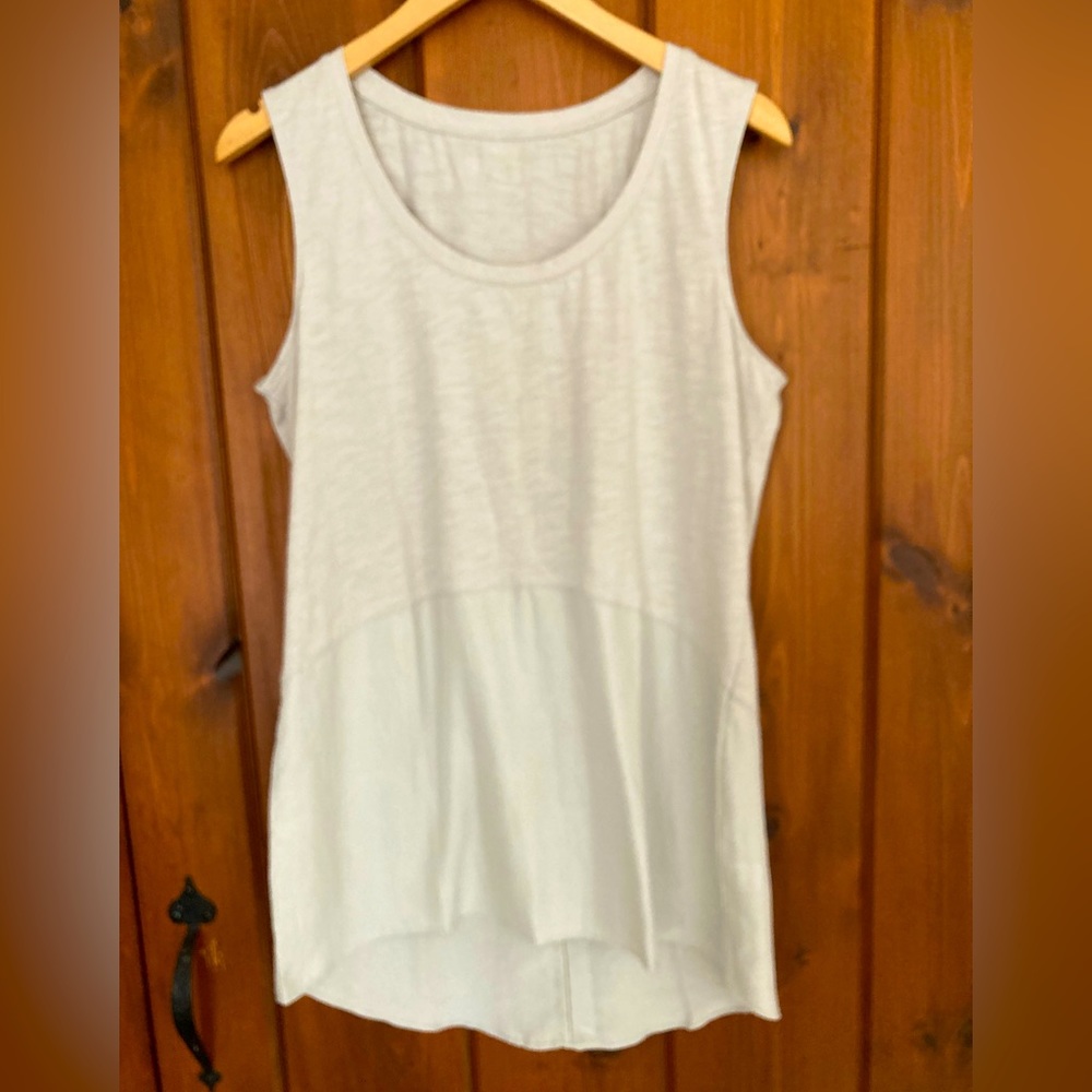 (M) Silver Gray Garnett Hill Sleeveless Top